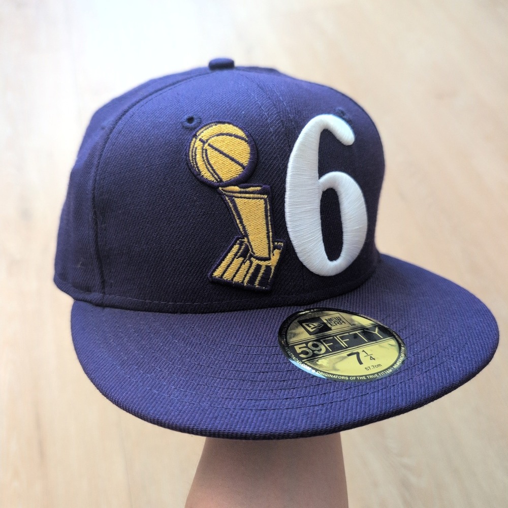 New Era 59FIFTY LA Lakers 16 Championship Trophy Hat Purple 7 1/4 Kobe